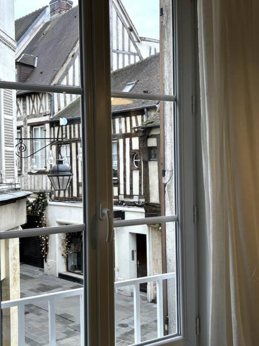 Le Petit Paris Compiegne Leilighet Eksteriør bilde